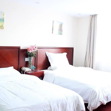 Greentree Inn Jiangsu Wuxi Hubin Business Street Business Hotel Buitenkant foto