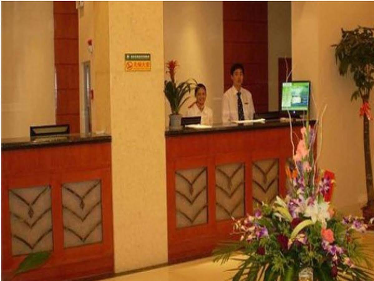 Greentree Inn Jiangsu Wuxi Hubin Business Street Business Hotel Buitenkant foto