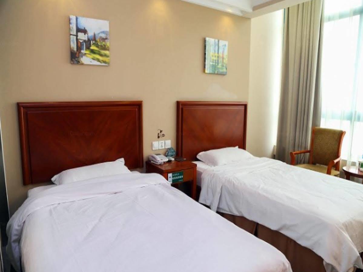 Greentree Inn Jiangsu Wuxi Hubin Business Street Business Hotel Buitenkant foto